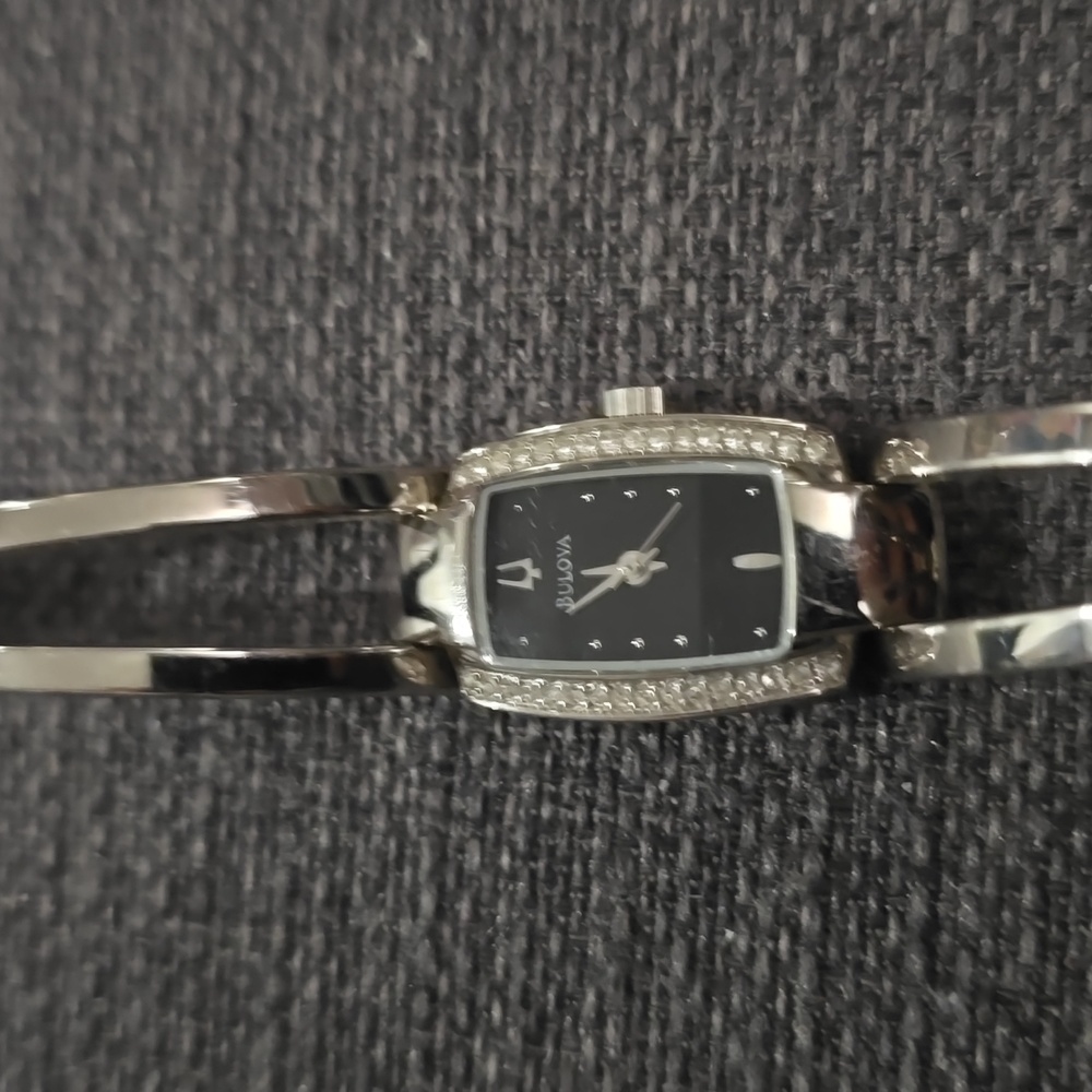 Belova Watch Silver